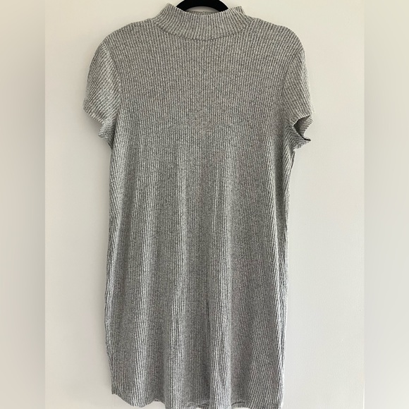 Garage Mock Neck Dress Light Grey Size L - Picture 2 of 6
